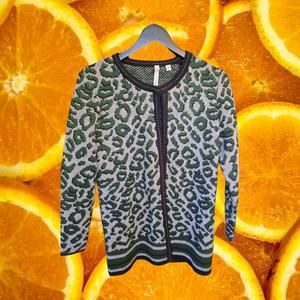 NY Collection Petite Green, White and‎ Black Leopard Print Sweater Size PM